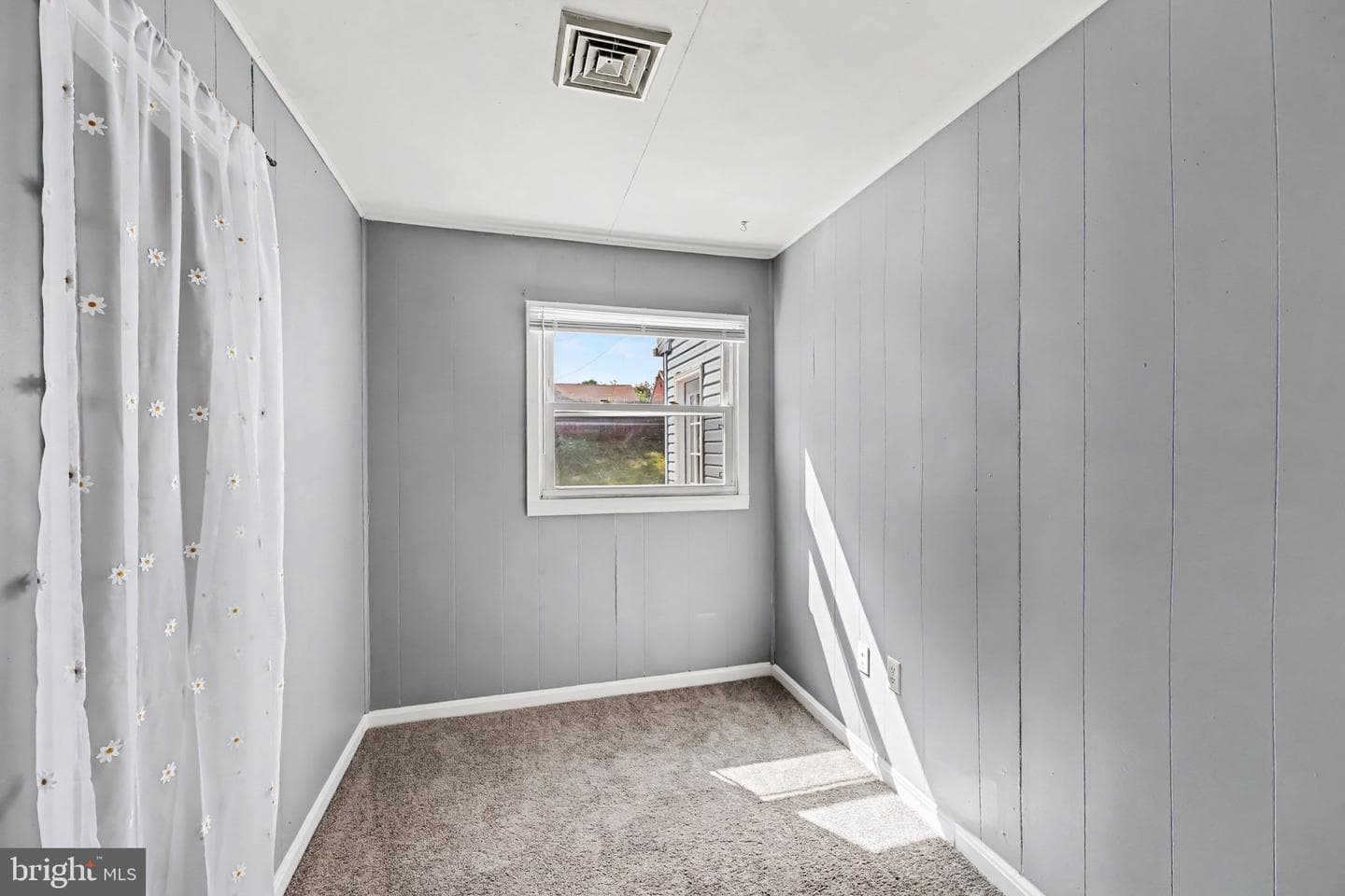 3945 Rauch Street photo 17