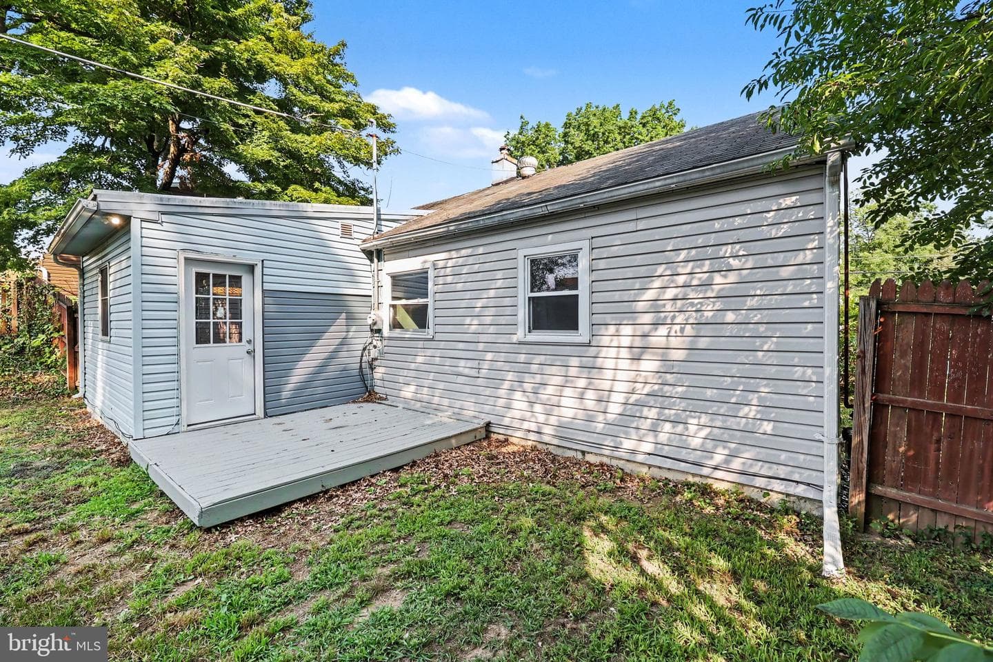 3945 Rauch Street photo 25
