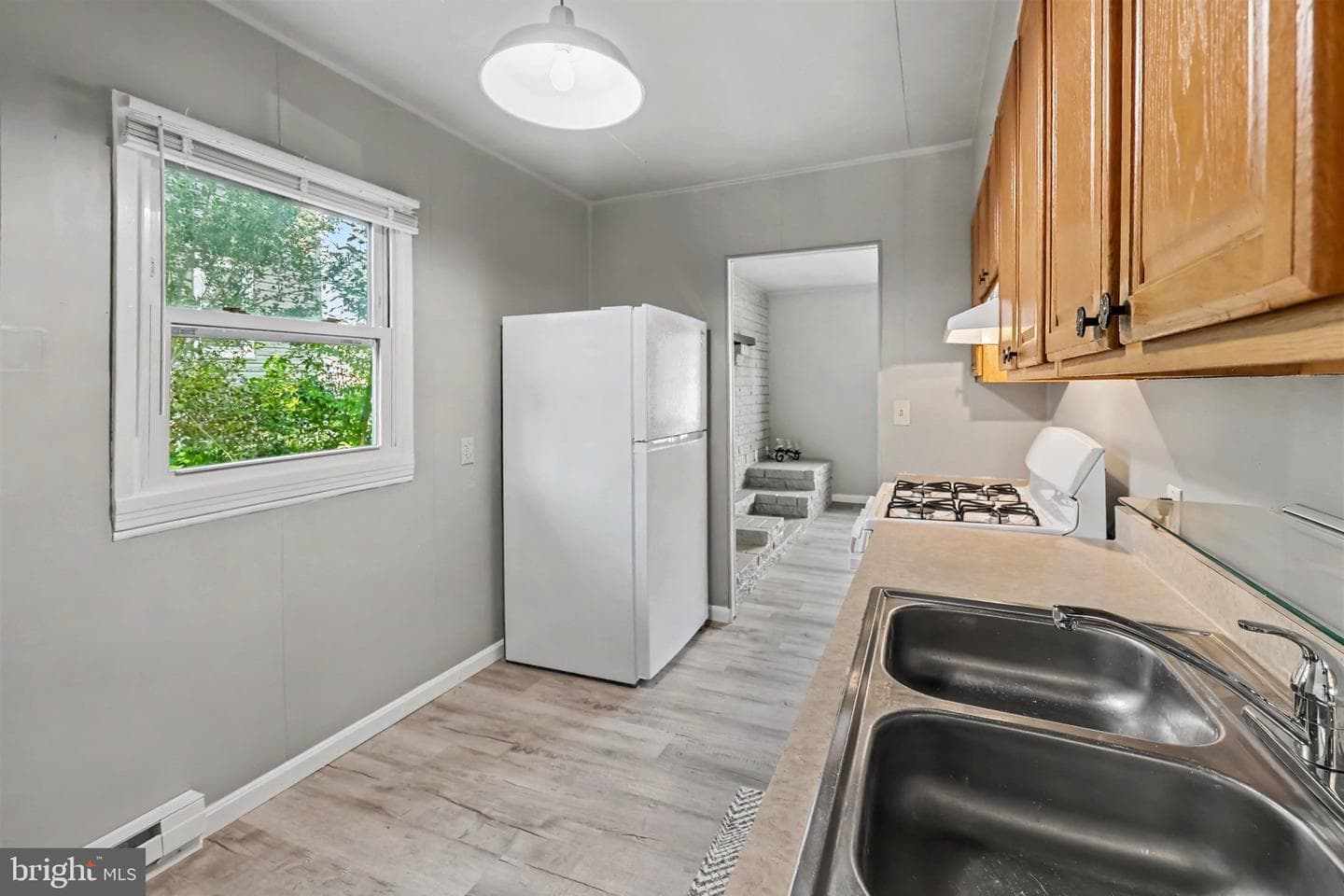 3945 Rauch Street photo 9