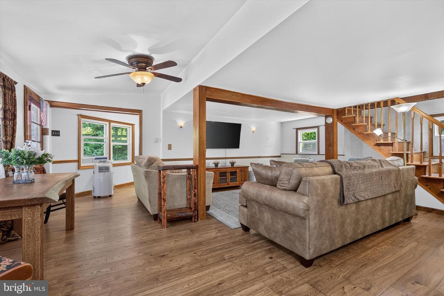 1291 Stone Glen Road photo 5