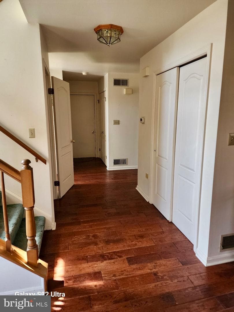 5688 Aberdeen Drive photo 11