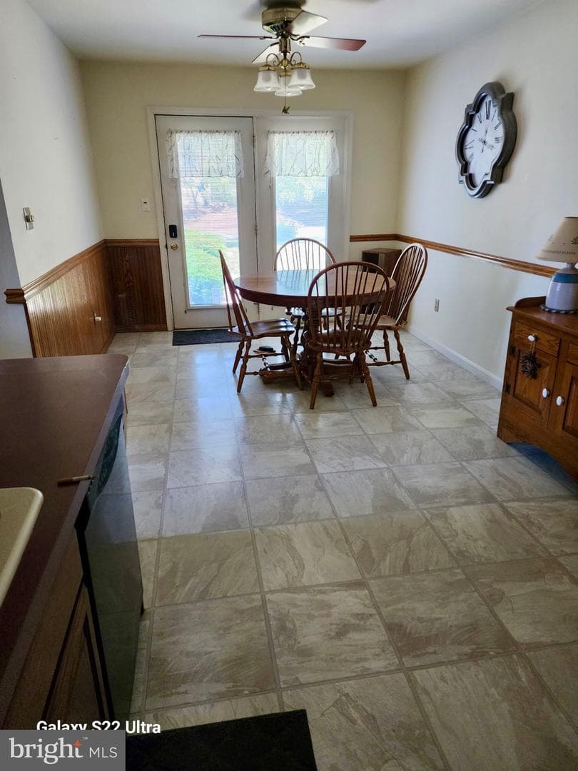 5688 Aberdeen Drive photo 16
