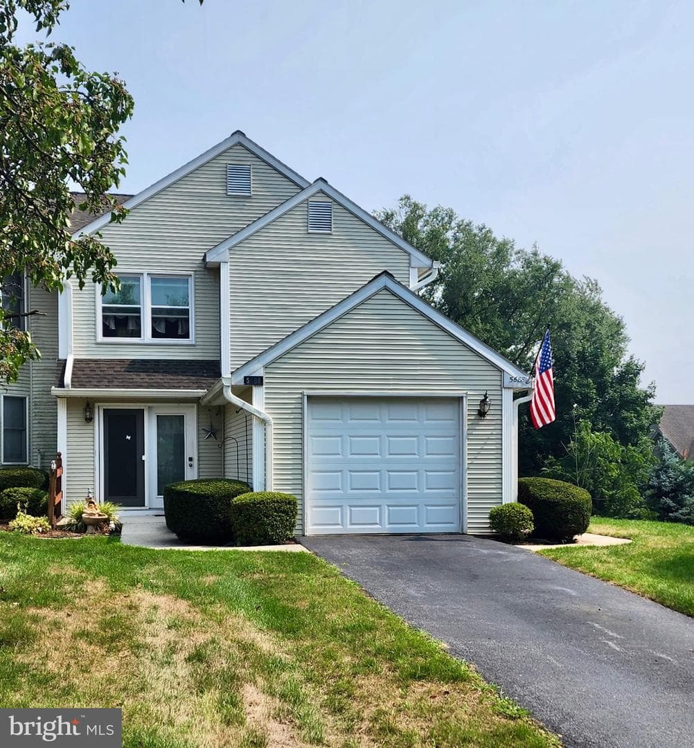 5688 Aberdeen Drive photo 2