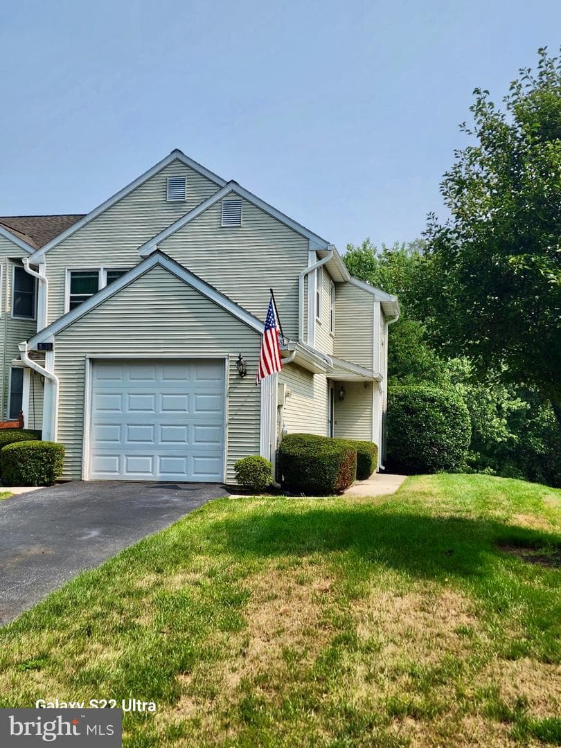5688 Aberdeen Drive photo 3