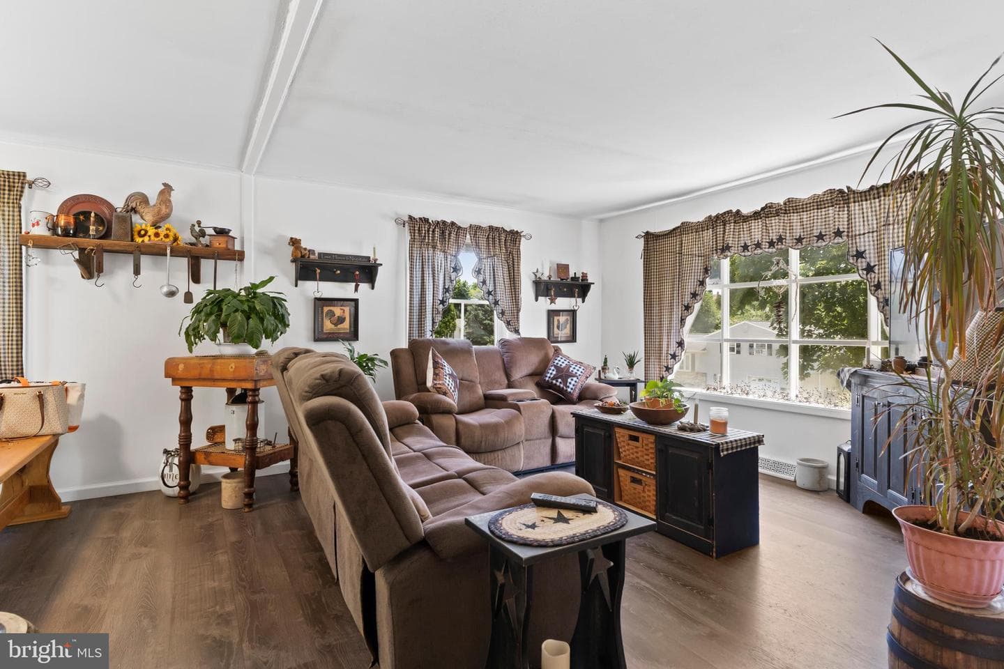 3212 Trinity Road photo 13