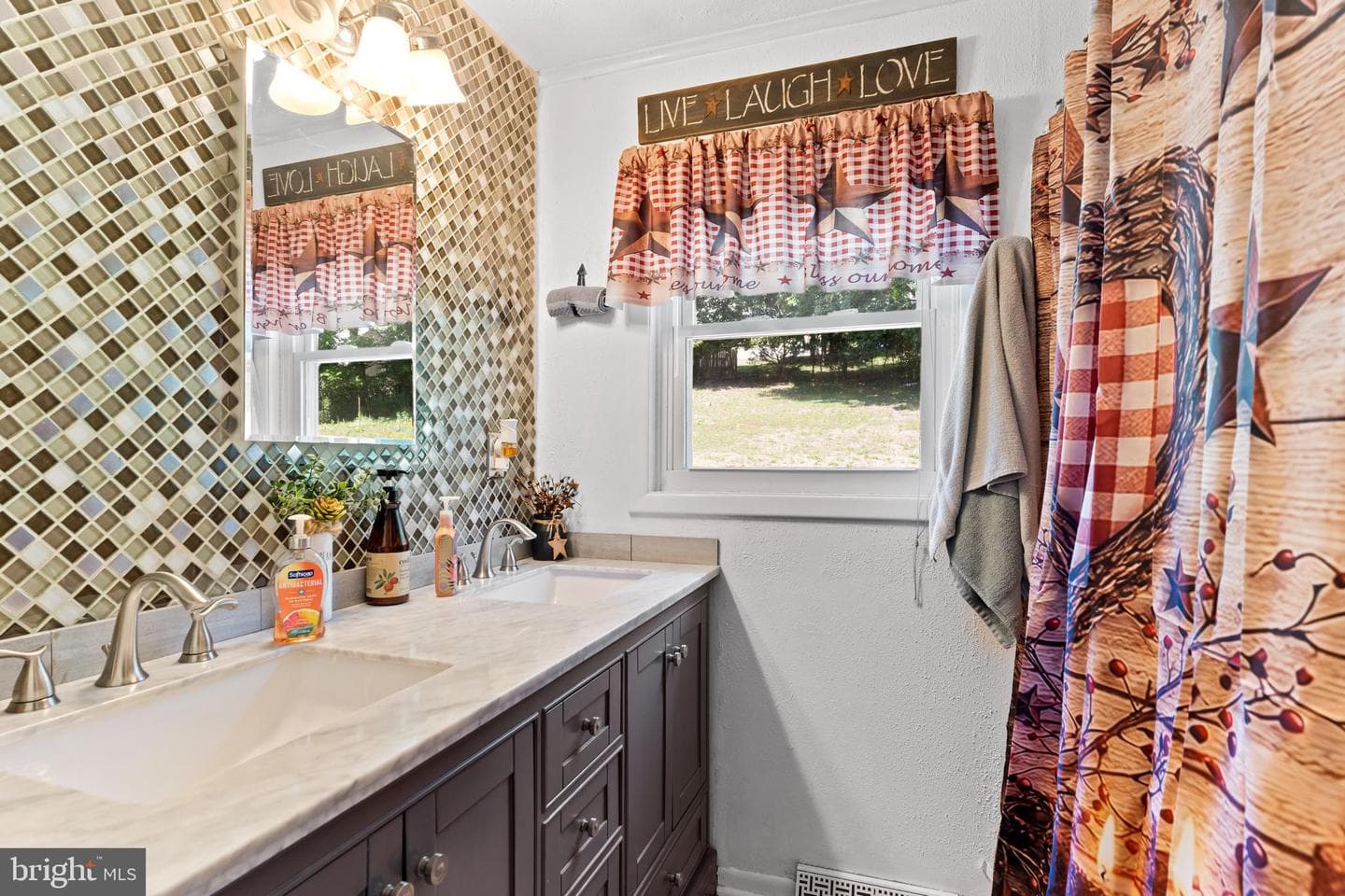 3212 Trinity Road photo 16