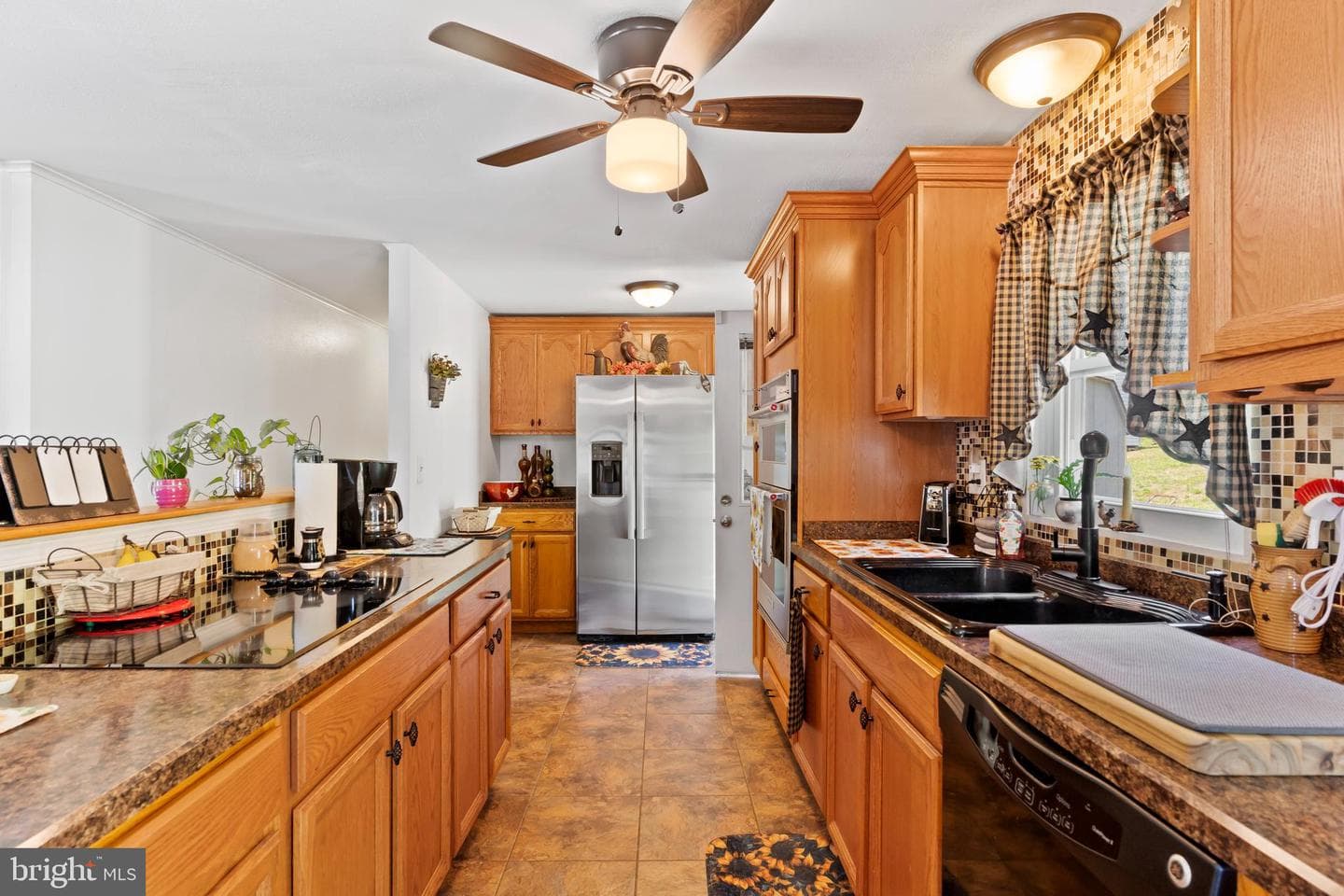 3212 Trinity Road photo 5