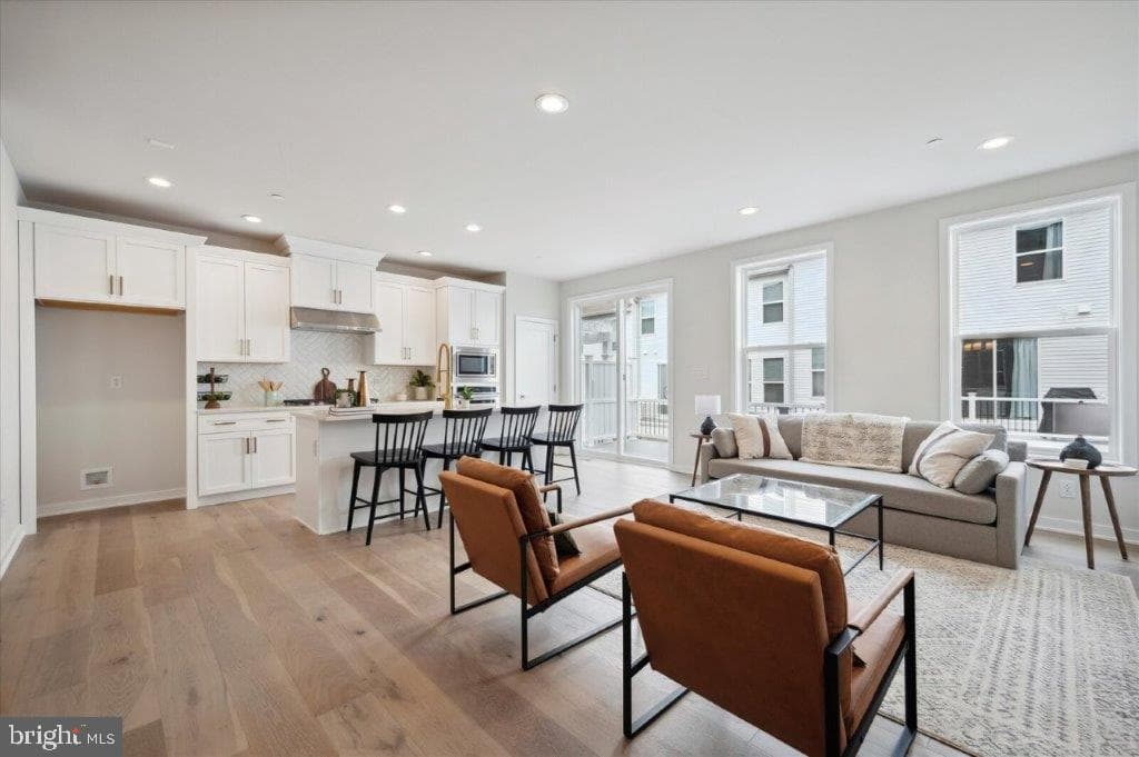 308 Segel #lot 62 photo 13