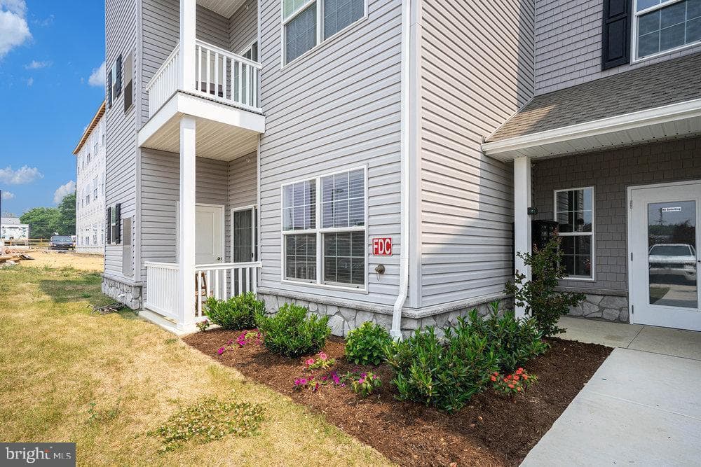 411 Harvin Way photo 12
