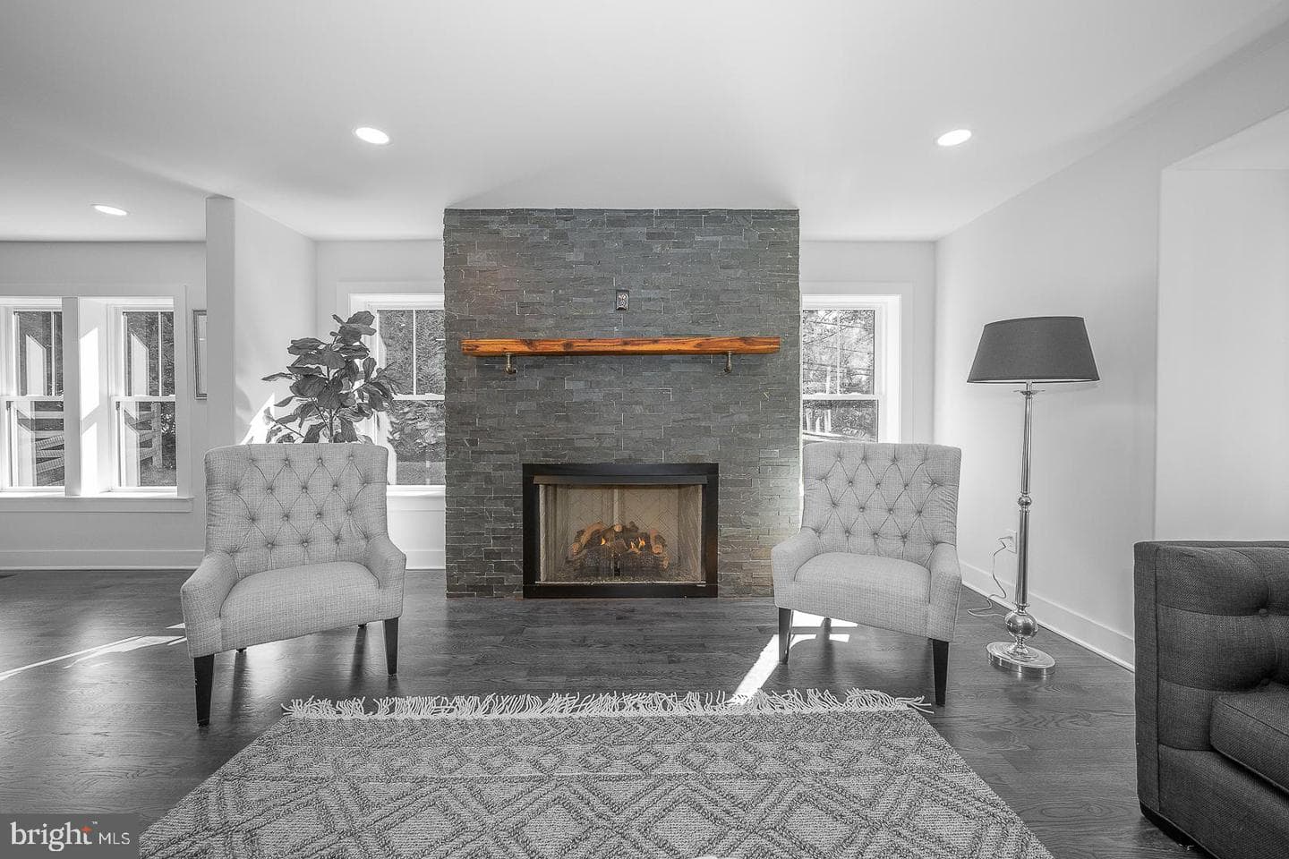 737 Berwood Road photo 10