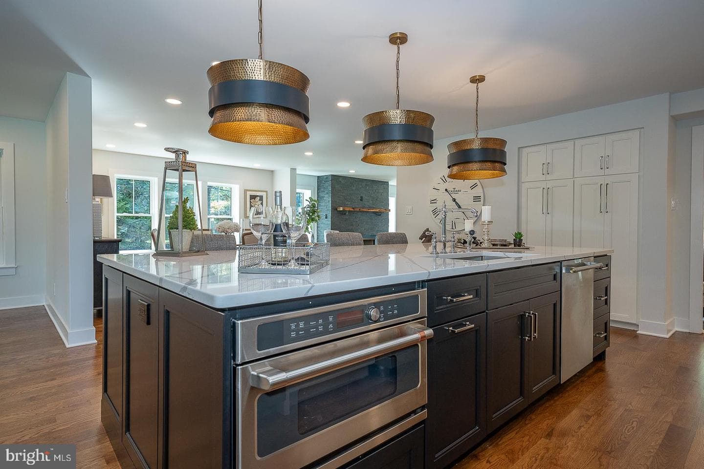 737 Berwood Road photo 21