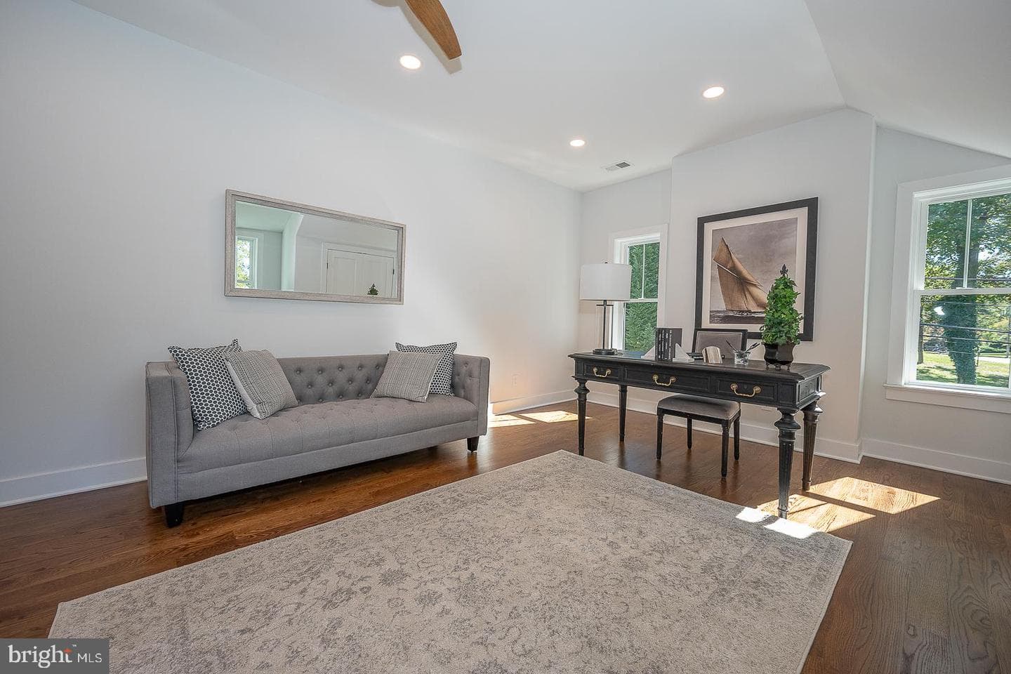 737 Berwood Road photo 25