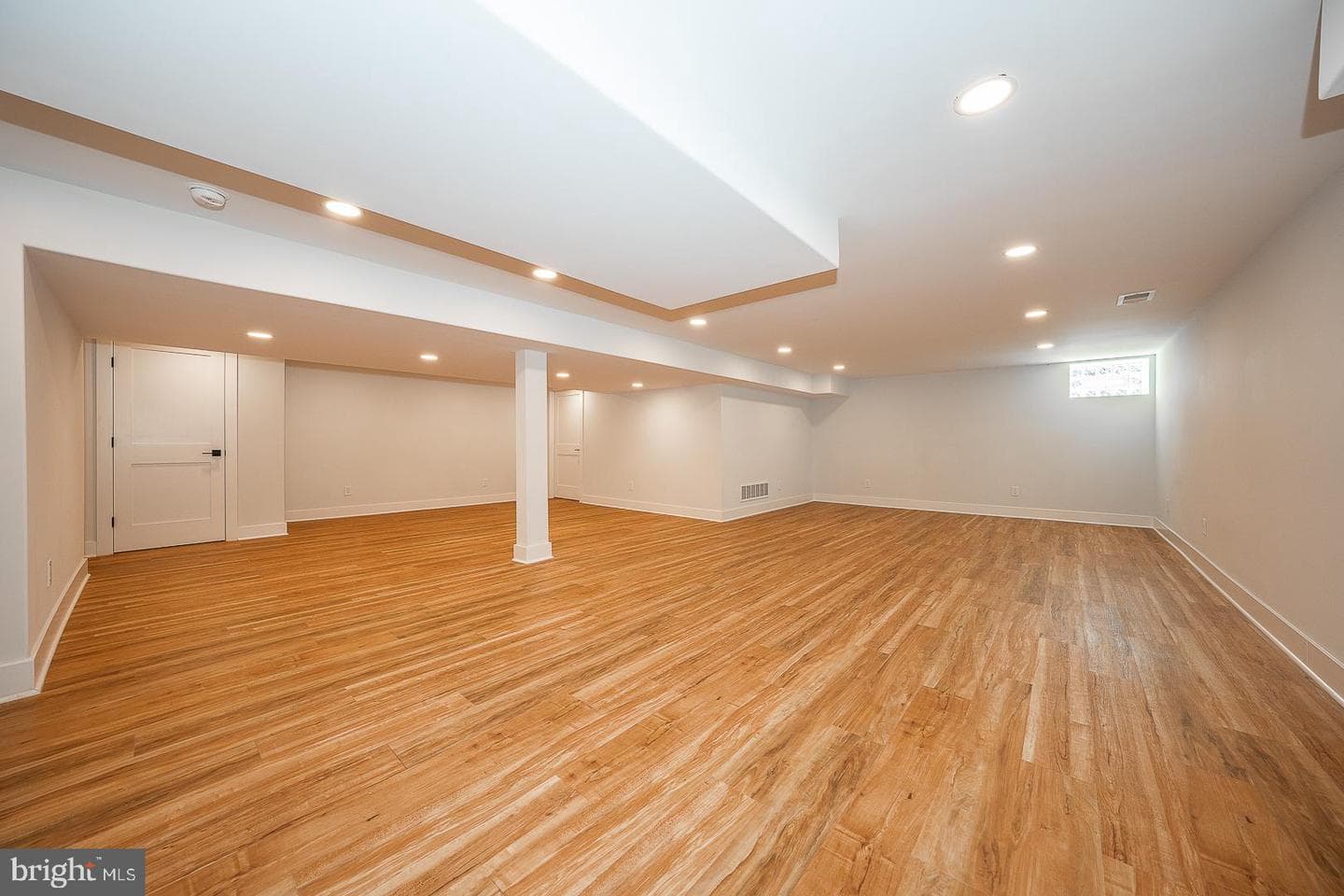 737 Berwood Road photo 37