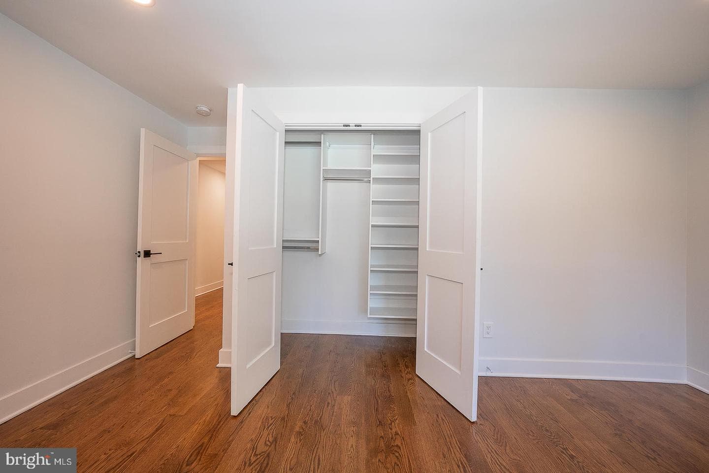 737 Berwood Road photo 54