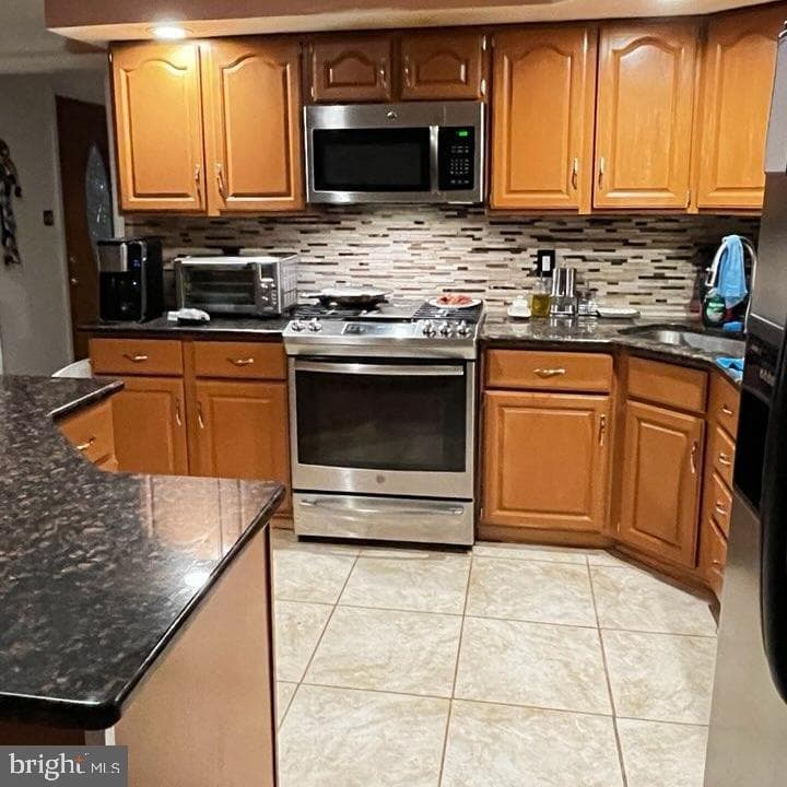 3671 Marian Drive photo 6