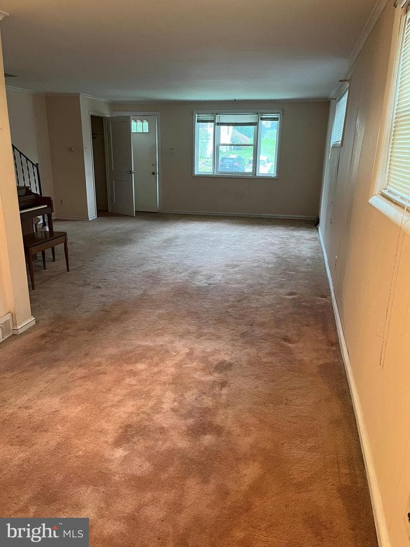 430 Vernon Street photo 2