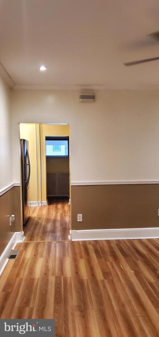 216 Staley Avenue photo 3