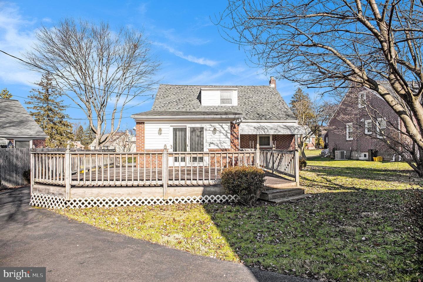 312 Pinecrest Road photo 4