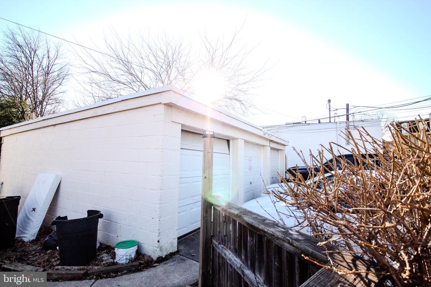 82 N Sycamore Avenue photo 20