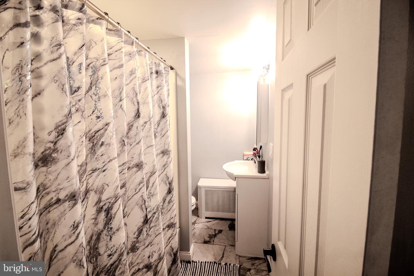 82 N Sycamore Avenue photo 4