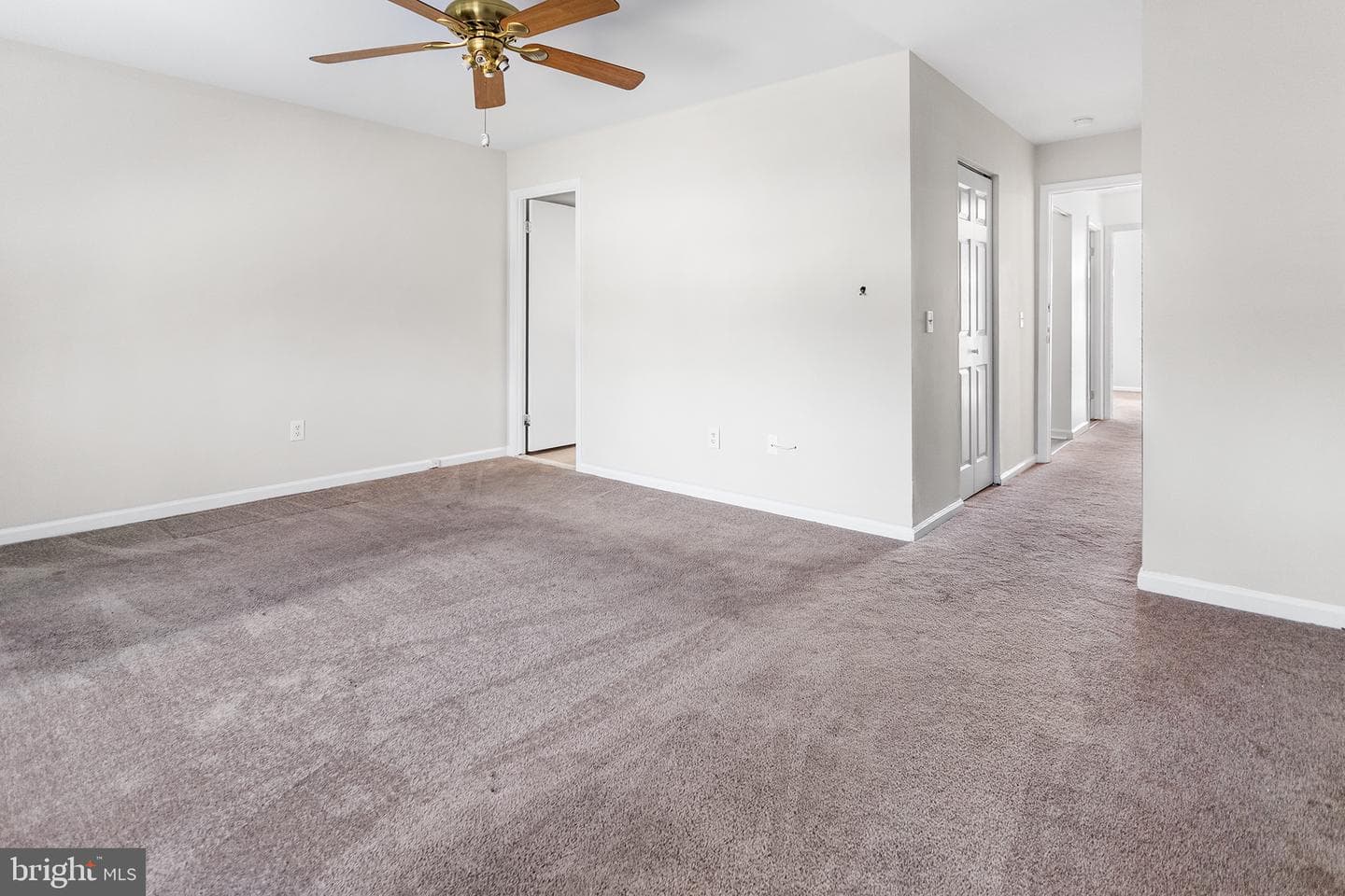 1004 Putnam Boulevard #136 photo 12