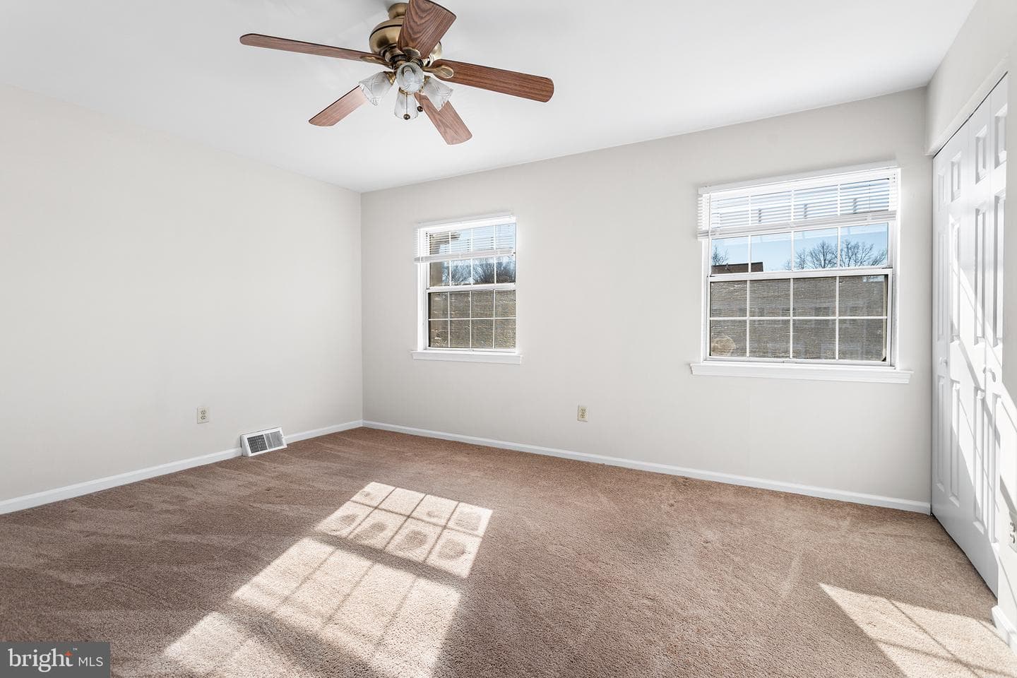 1004 Putnam Boulevard #136 photo 16