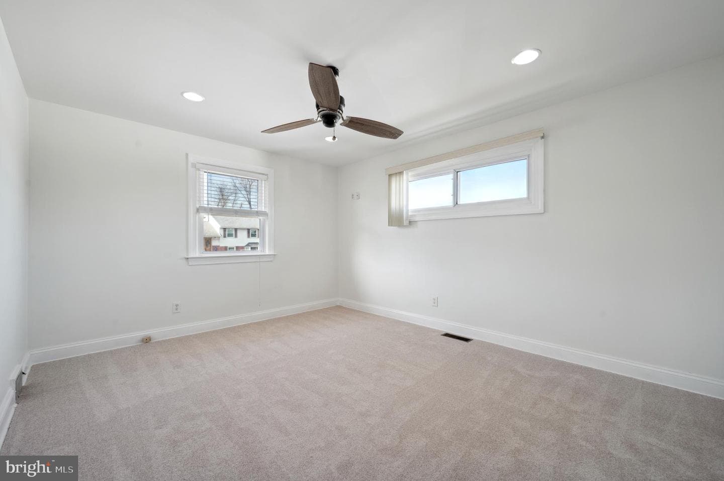 503 Warren Boulevard photo 16