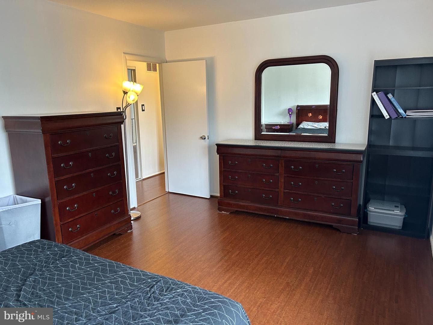 700 Ardmore Avenue #124 photo 9
