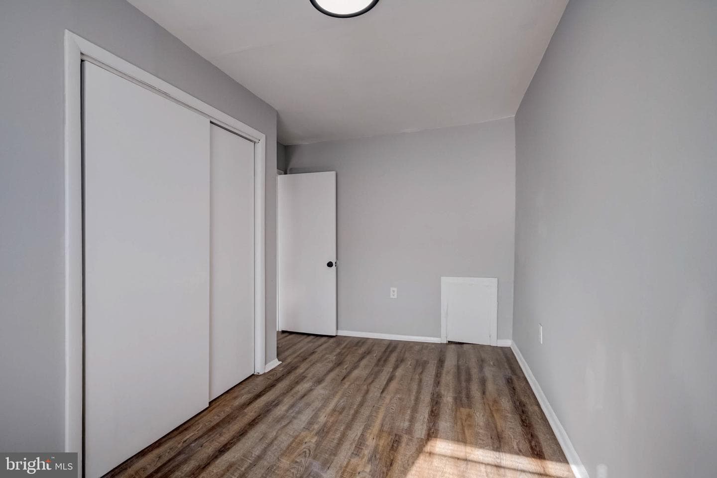 144 E Essex Avenue photo 14