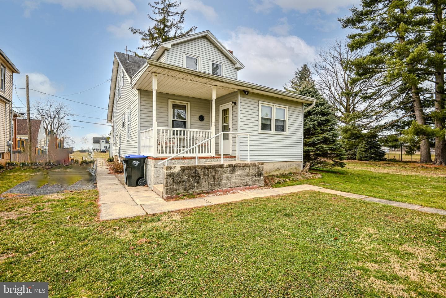 2123 Norton Avenue photo 29