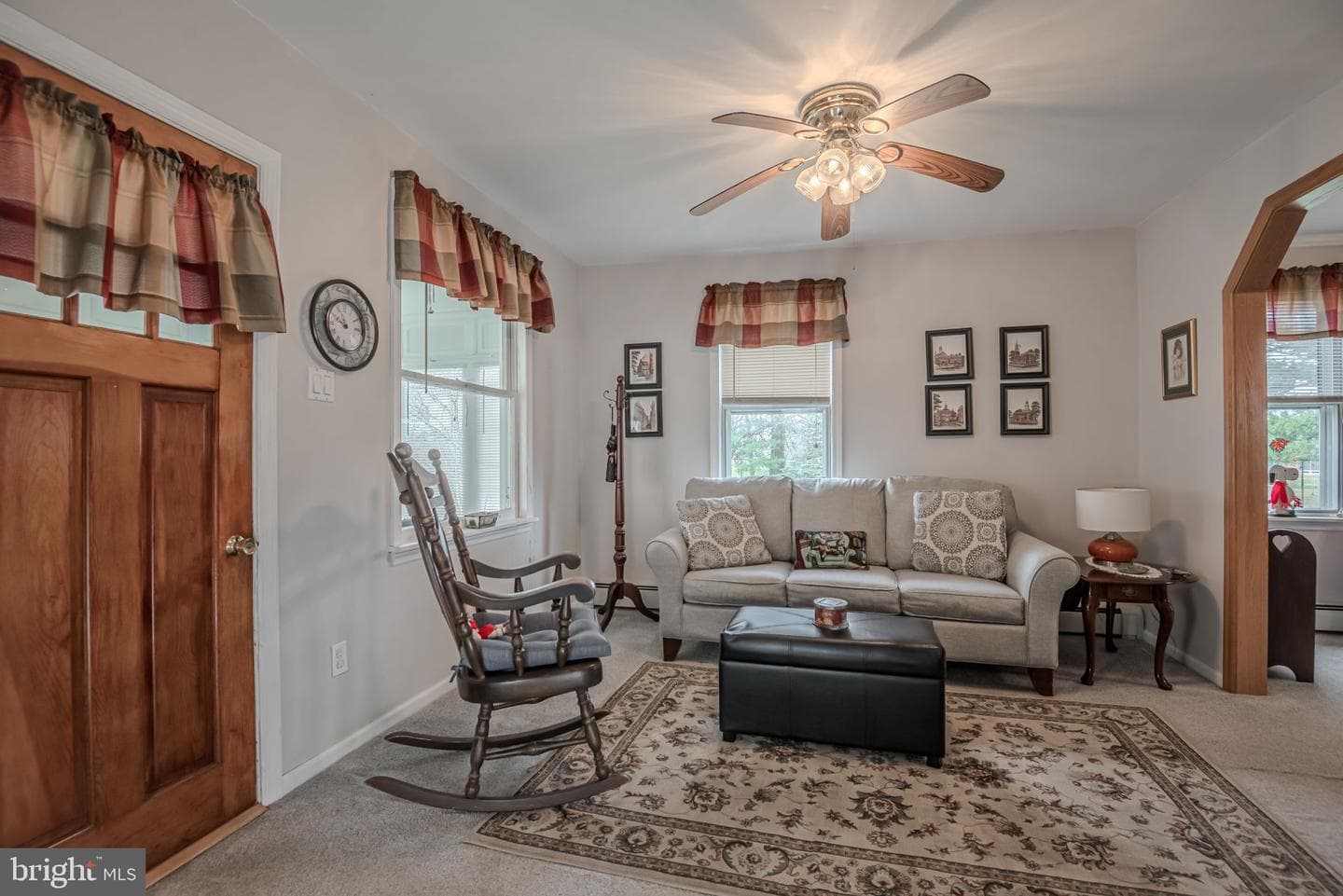 2123 Norton Avenue photo 5