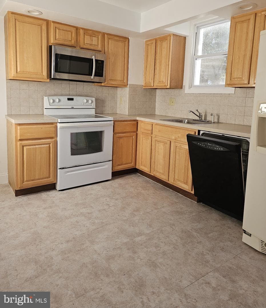 414 Lincoln Avenue photo 10