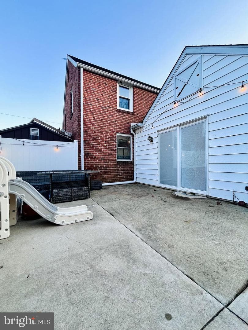 1109 Primos Avenue photo 19