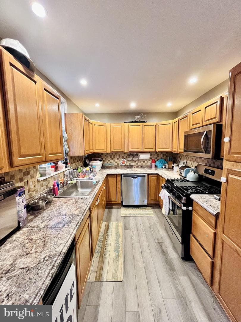 1109 Primos Avenue photo 9
