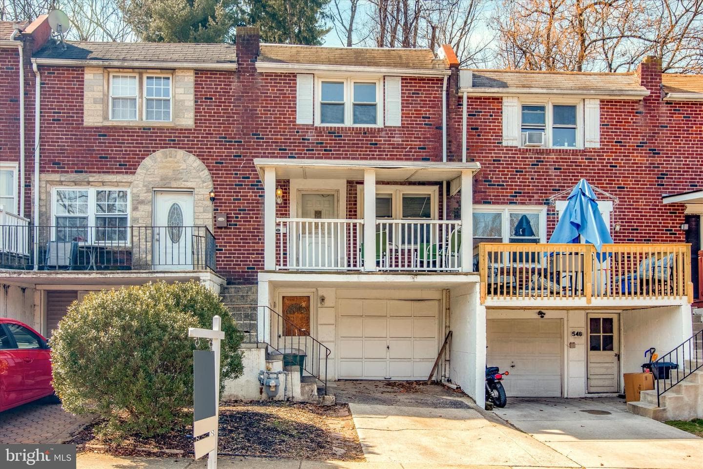 544 N Sycamore Avenue photo 1