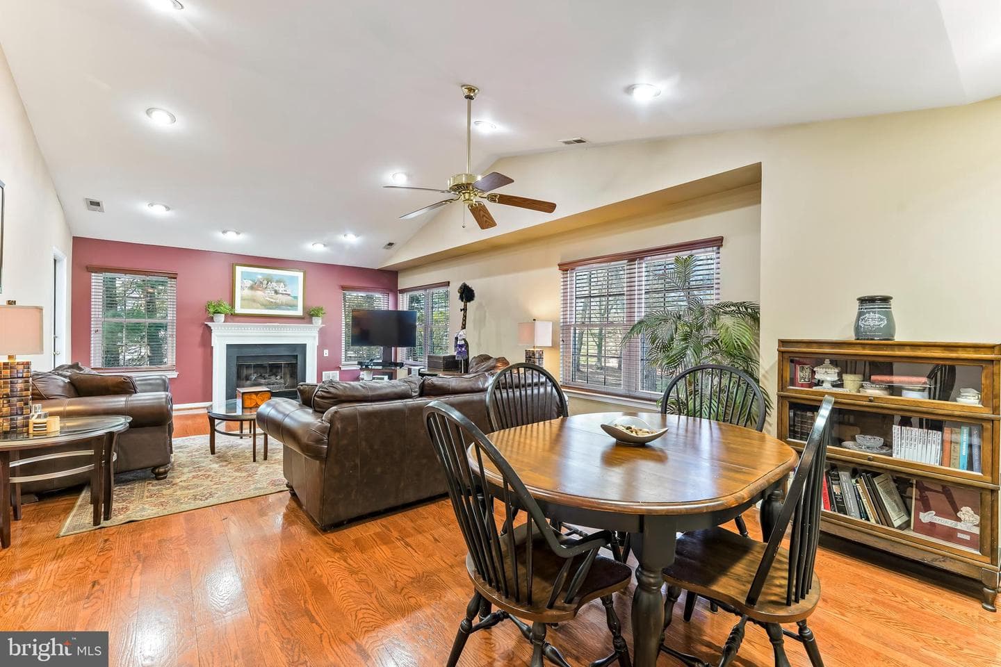 275 Stanton Court #275 photo 4