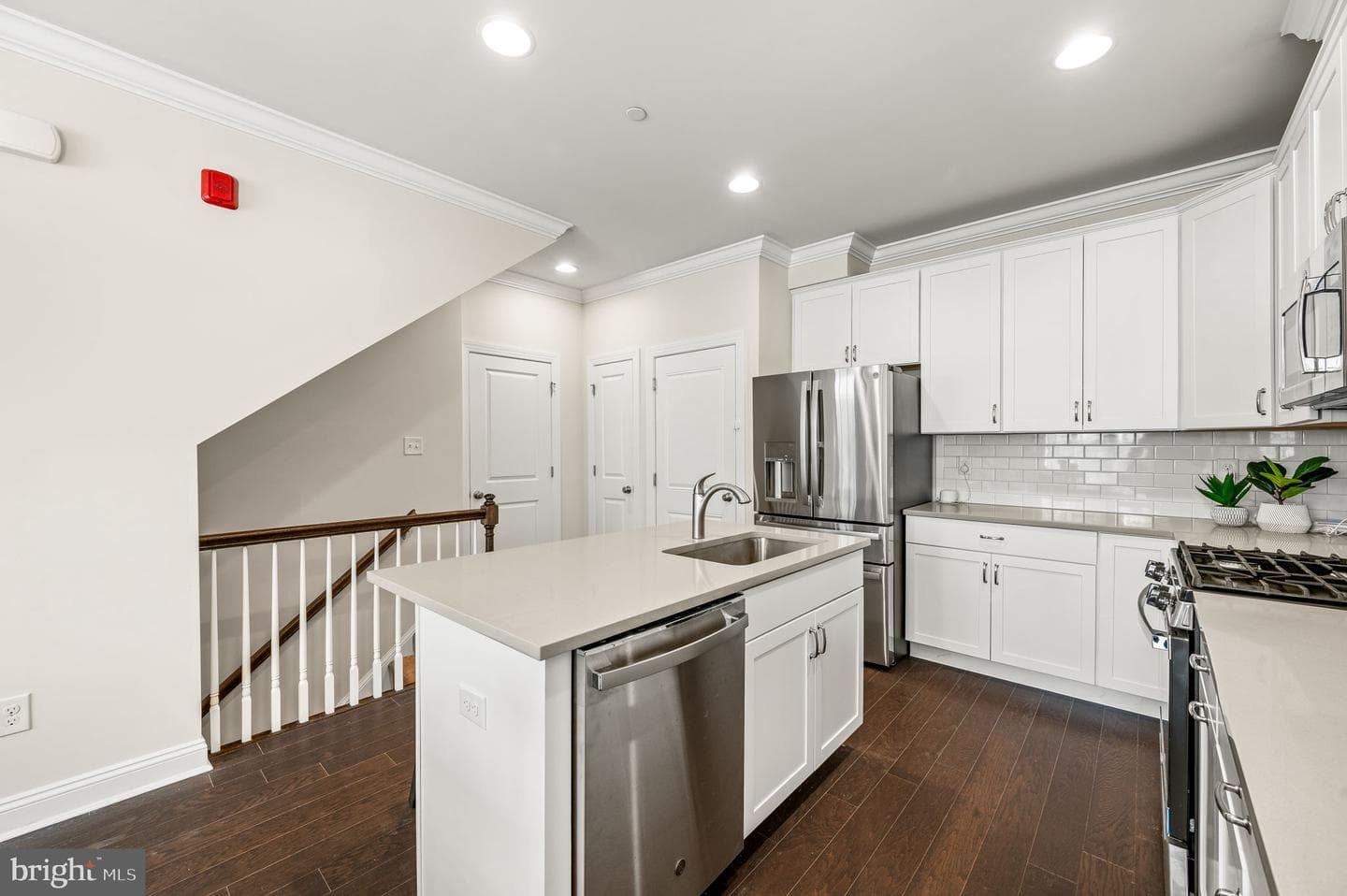 211 Charles Ellis Drive photo 10