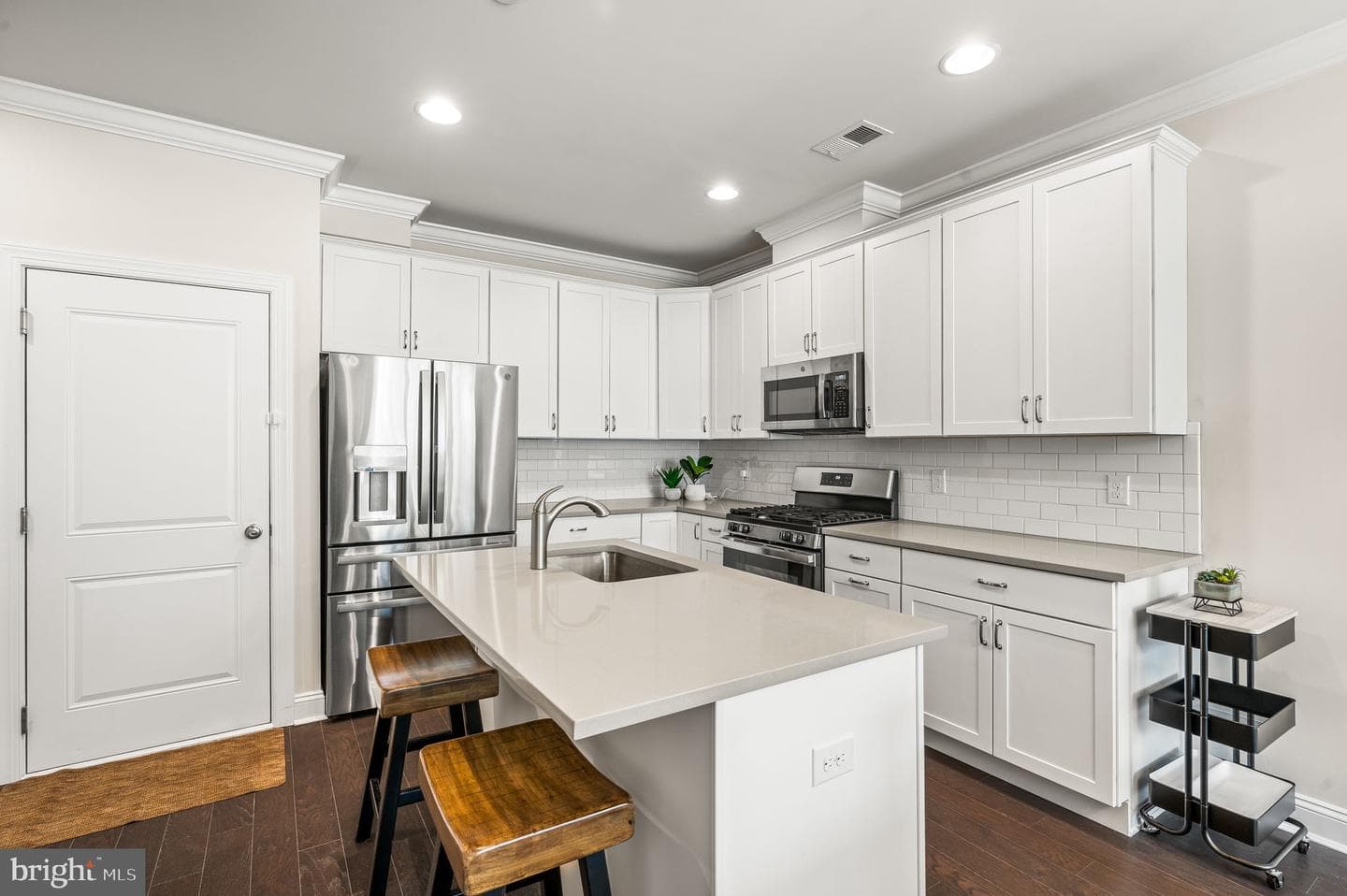 211 Charles Ellis Drive photo 11