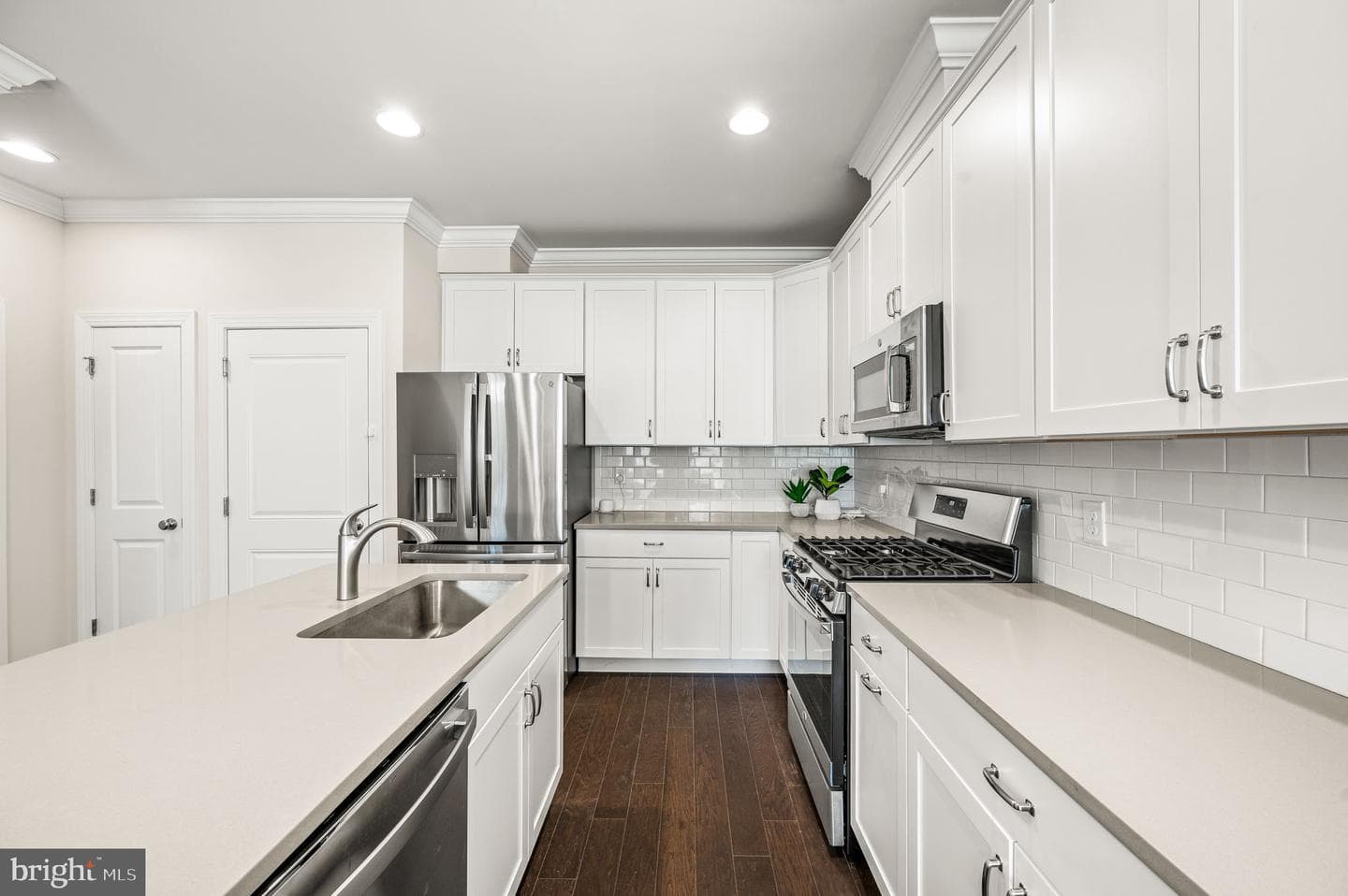 211 Charles Ellis Drive photo 13