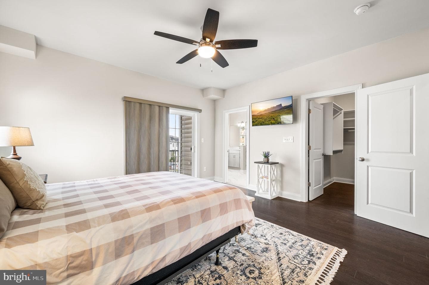 211 Charles Ellis Drive photo 15