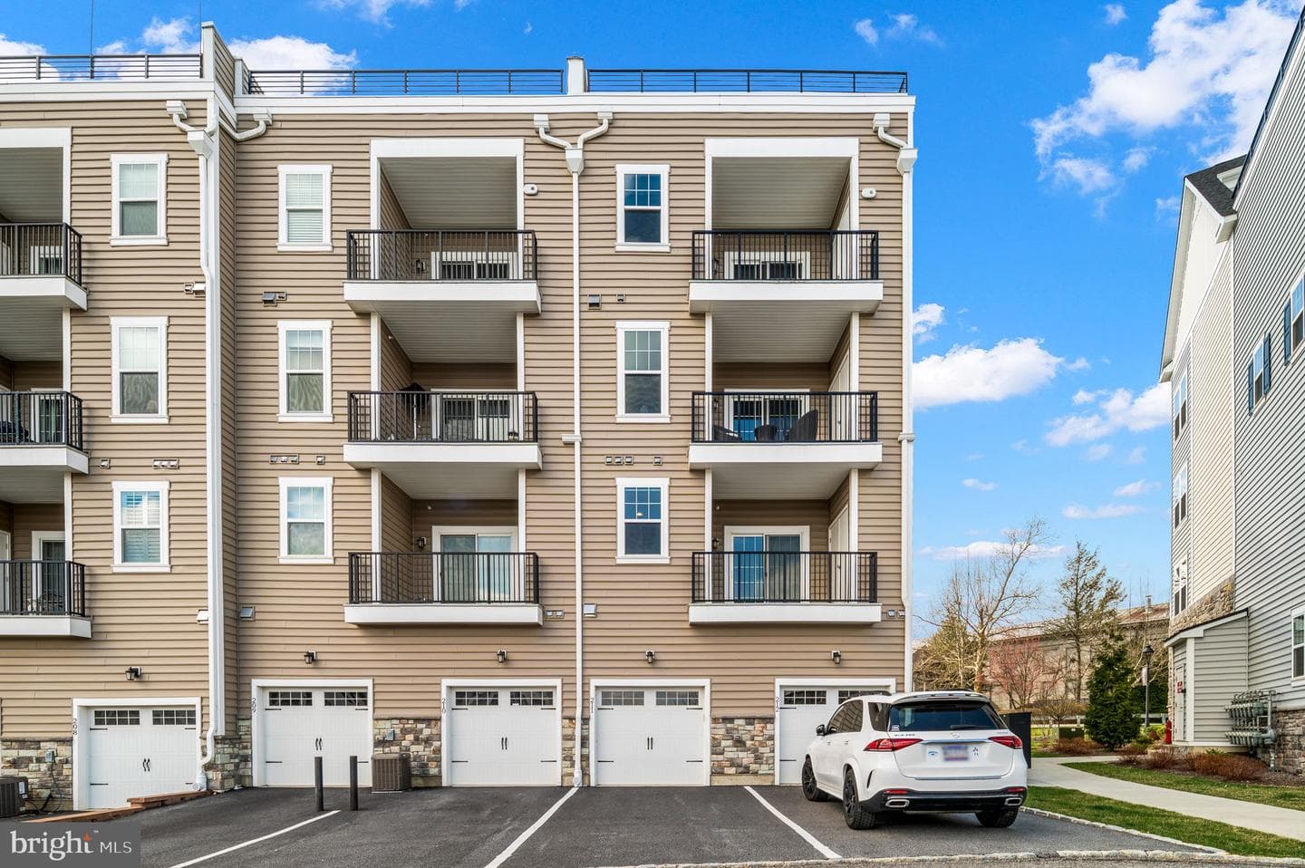 211 Charles Ellis Drive photo 35
