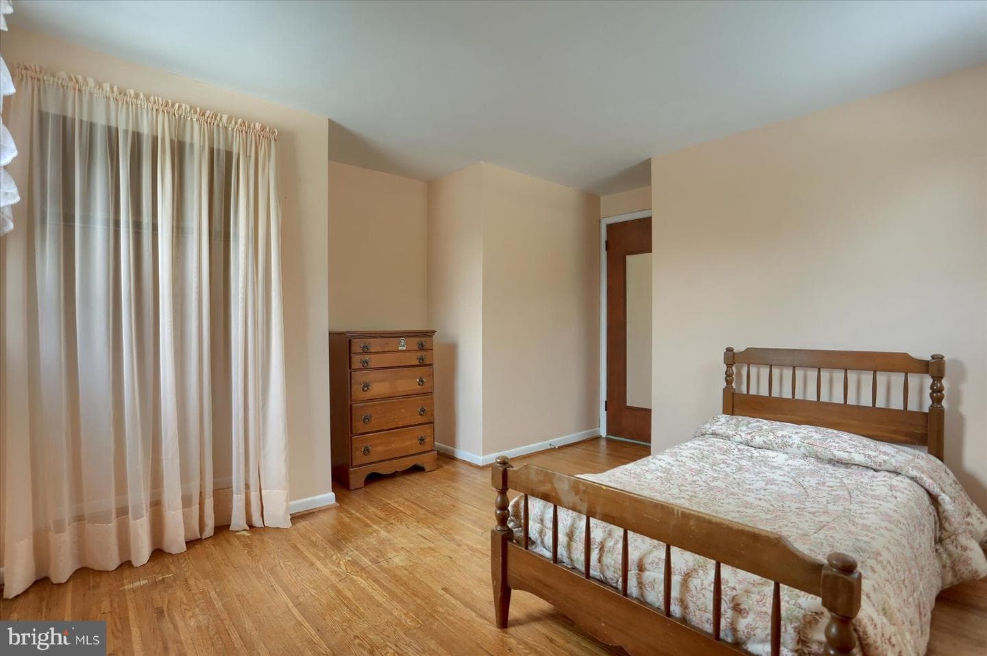 608 Marshall Road photo 13