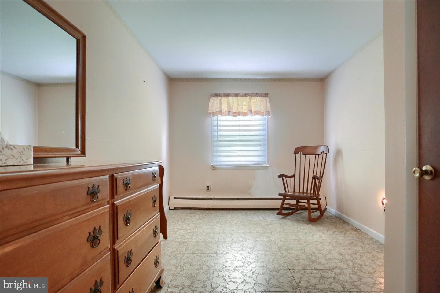608 Marshall Road photo 9
