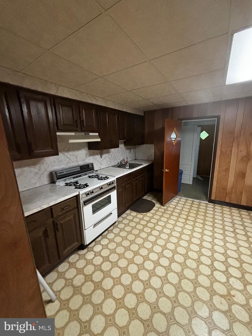 2416 W 4th Street photo 7