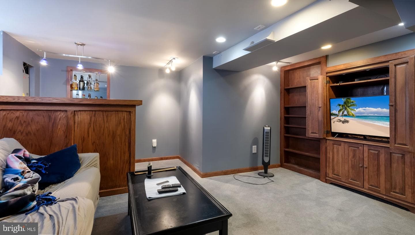 276 Orchard Road photo 16