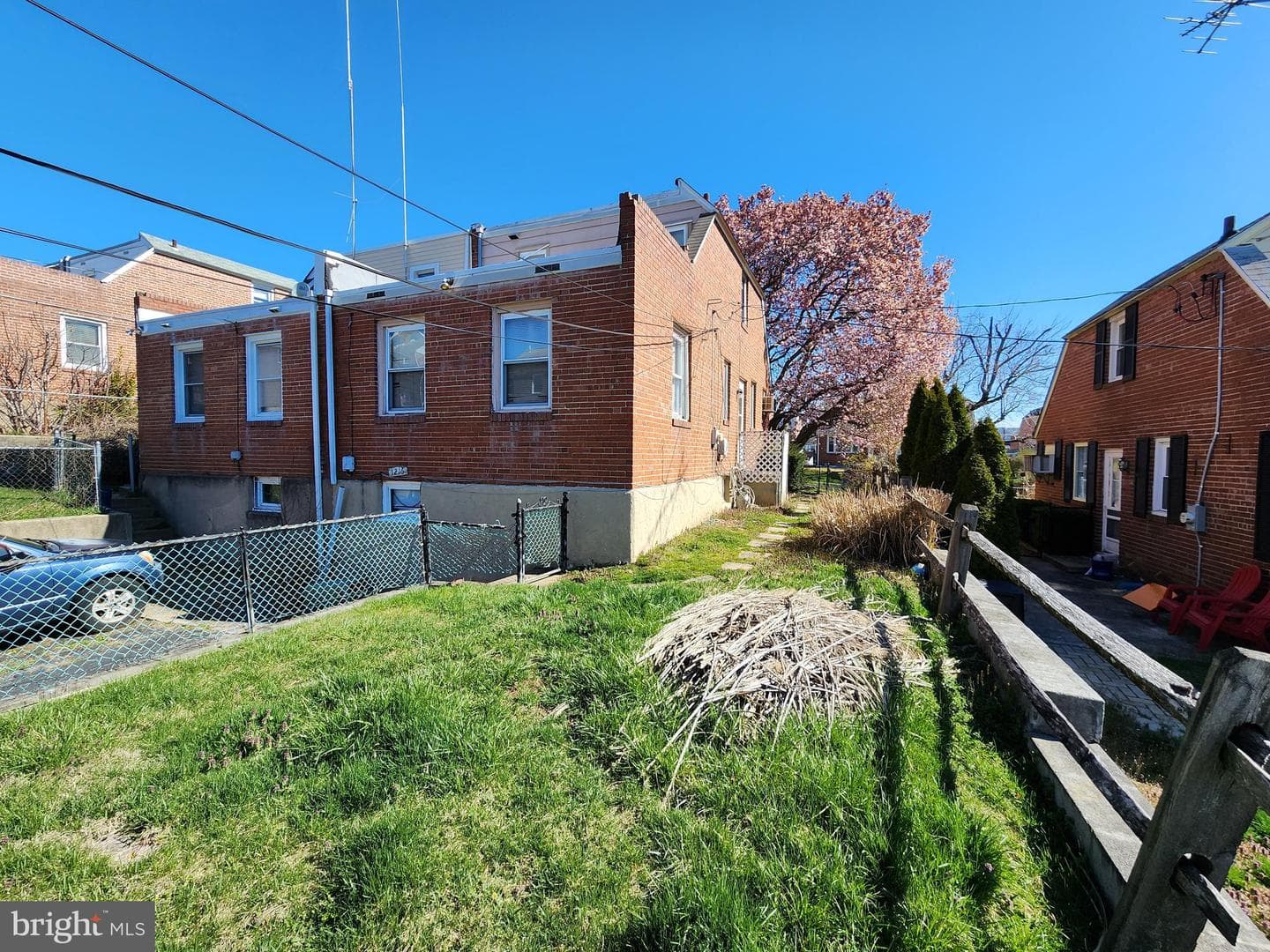 1216 Bryan Street photo 19