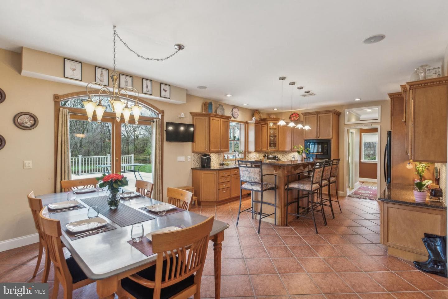 316 Thornton Road photo 16