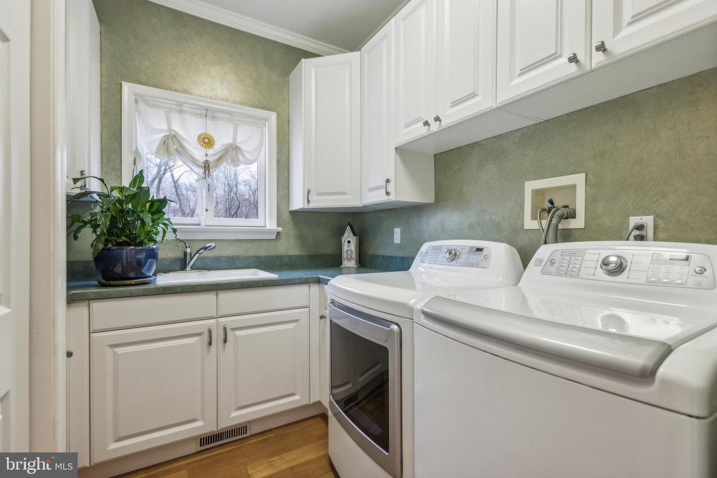 316 Thornton Road photo 23