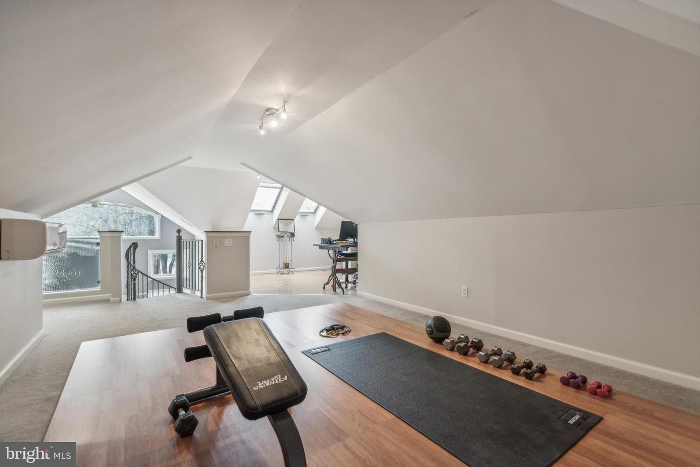 316 Thornton Road photo 27