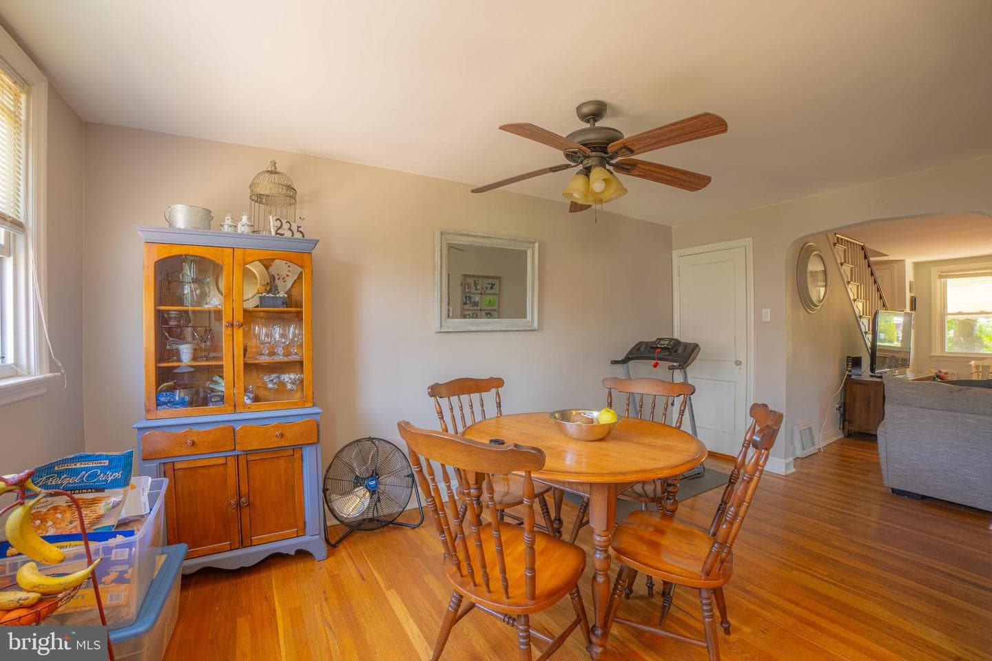 235 Gramercy Drive photo 5